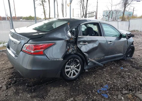 2015 Nissan Altima 2.5 S z USA, uszkodzony, nr VIN 1N4AL3AP0FC203024